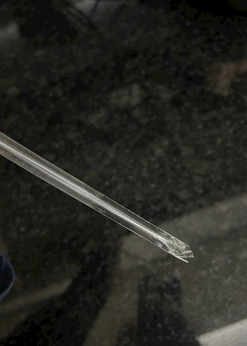 Beyaz Kulplu Termos Bardak - Görsel 3