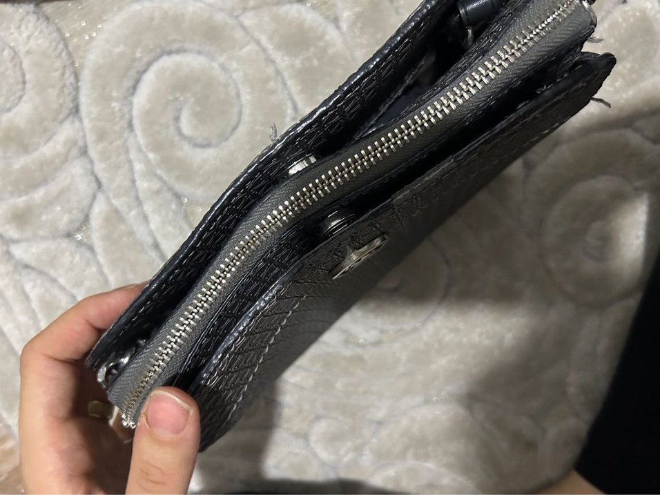 Gri Deri Yılan Desenli Zincir Detaylı Çapraz Çanta - Görsel 2