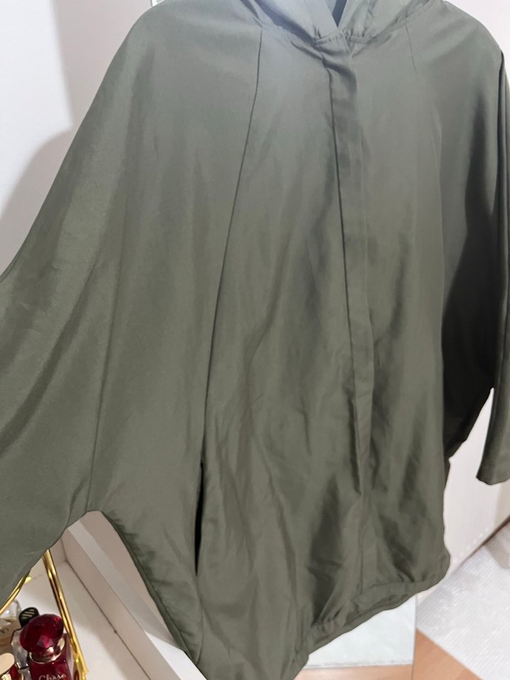 Kadın Haki Kapüşonlu Midi Yağmurluk - Görsel 2