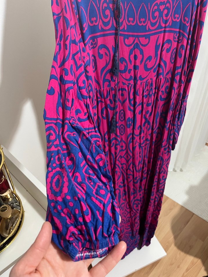 Bohem Uzun Kol V Yaka Püsküllü Elbise - Görsel 3