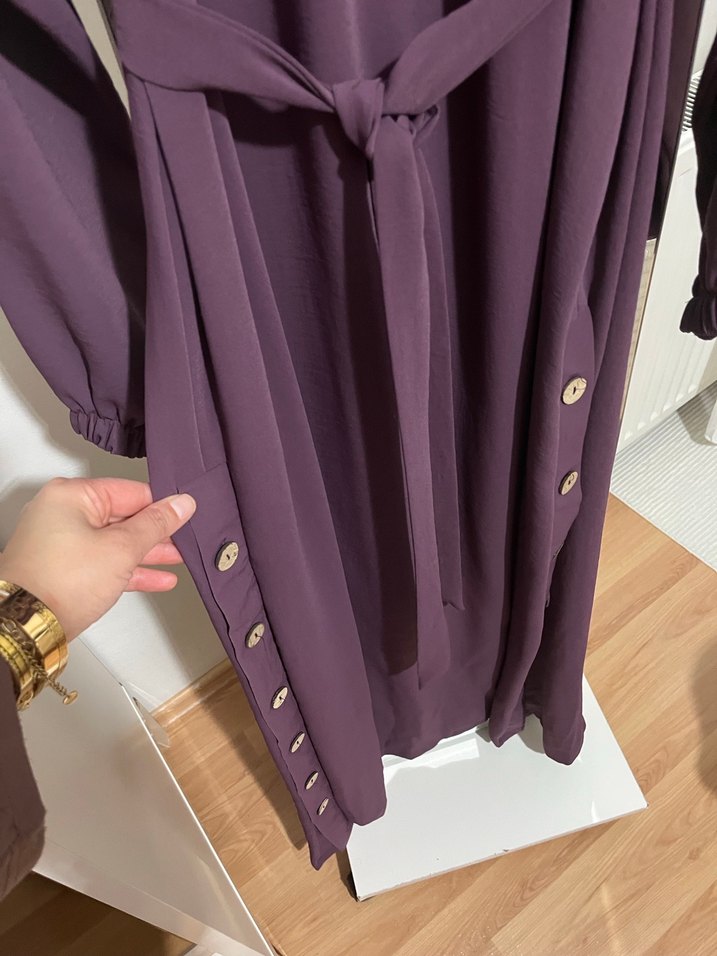 Düğmeli Mor Uzun Kadın Elbise - Görsel 2