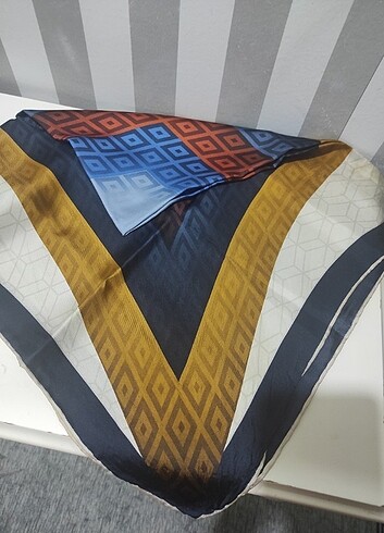 Silk & Cashmere Vissona tivil ipek eşarp