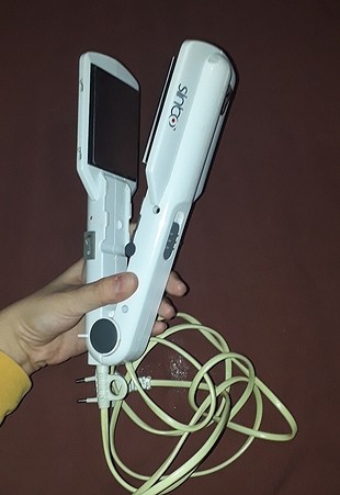 SİNBO MARKA HEM SAÇ DÜZLEŞTİRİCİSI HEM SU DALGASİ(TOST) MAKINESI