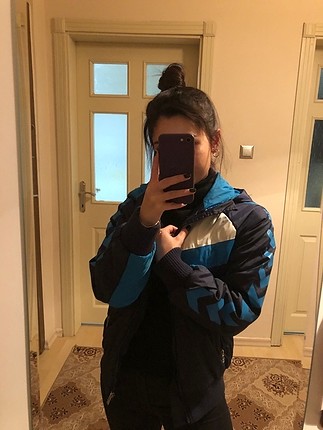 Hummel 12 yaş kalın mont 