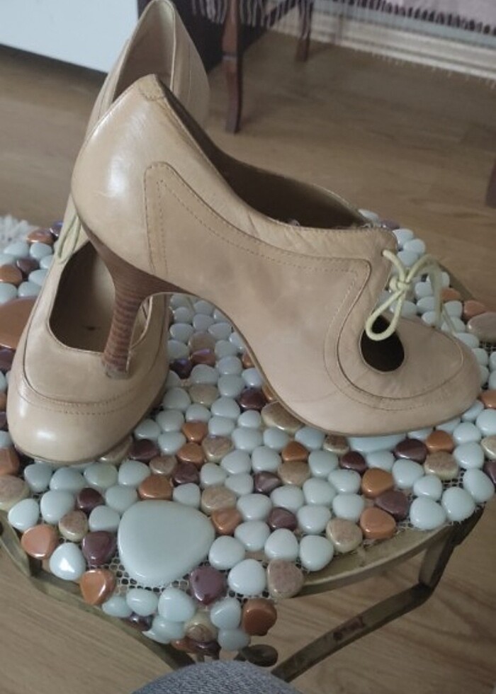 Bayan topuklu ayakkabı - Görsel 2