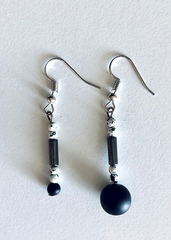 Diğer Doğaltaş gotik tarzı küpe (yeni, kullanılmadı)