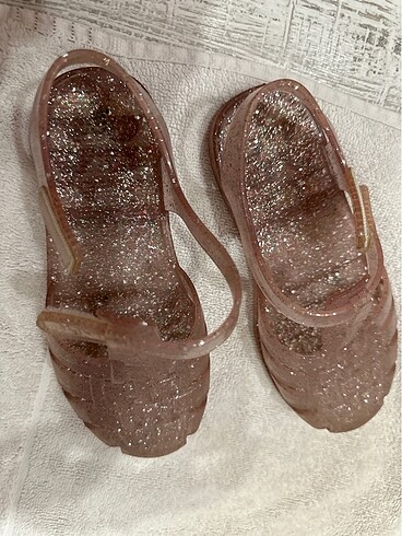 28 Beden pembe Renk Igor marka kız çocuk simli / glitter sandalet // 28 numara