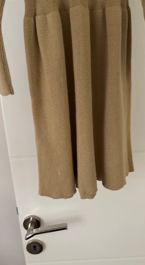 Kız Çocuk Bej Yün Volanlı Elbise - Görsel 4