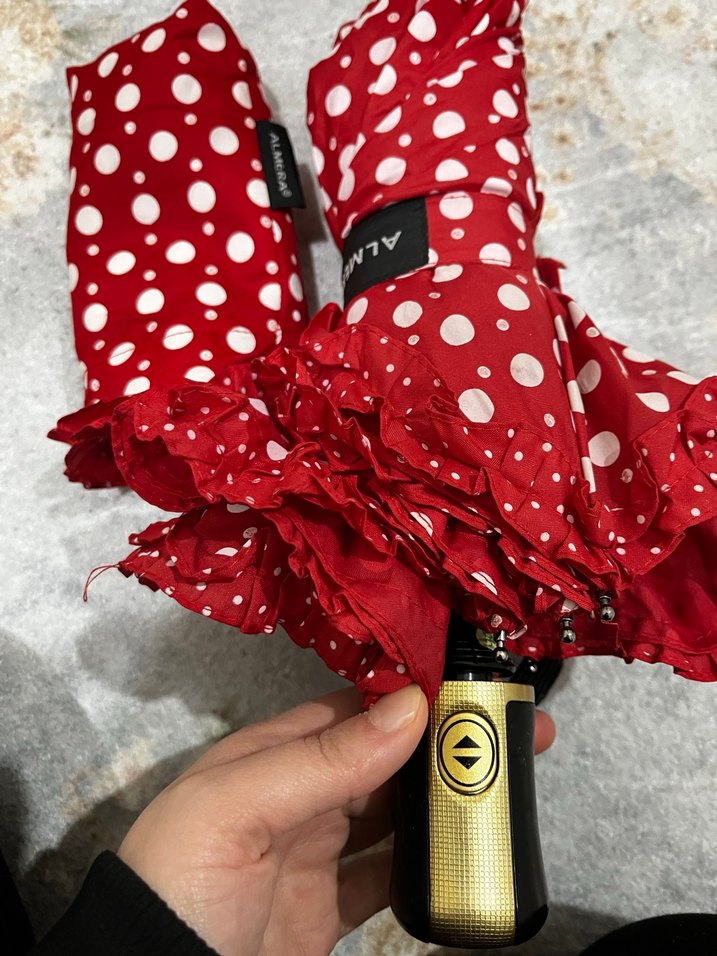 Kırmızı Puantiyeli Fırfırlı Kadın Şemsiye - Görsel 5