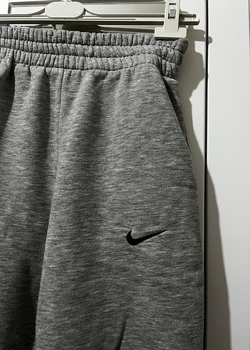 Gri  Nike  Rahat Kesim Eşofman Altı - Görsel 2