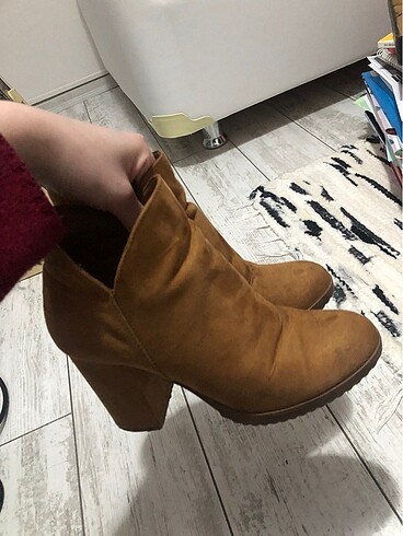 38 Beden camel Renk Bershka topuklu bot