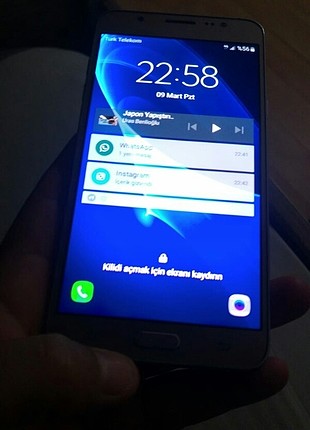 Samsung Galaxy j7