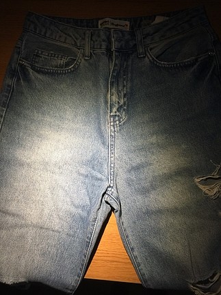 Yırtık jean