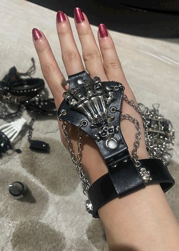 Gotik Zincir Detaylı Kadın El Zinciri - Görsel 8
