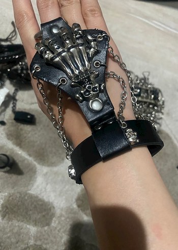Gotik Zincir Detaylı Kadın El Zinciri - Görsel 10