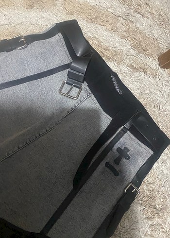 Gri Deri Kemerli Kadın Gotik Pantolon - Görsel 4