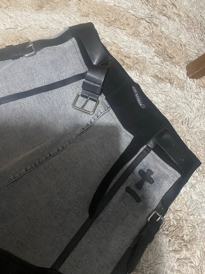 Gri Deri Kemerli Kadın Gotik Pantolon - Görsel 4