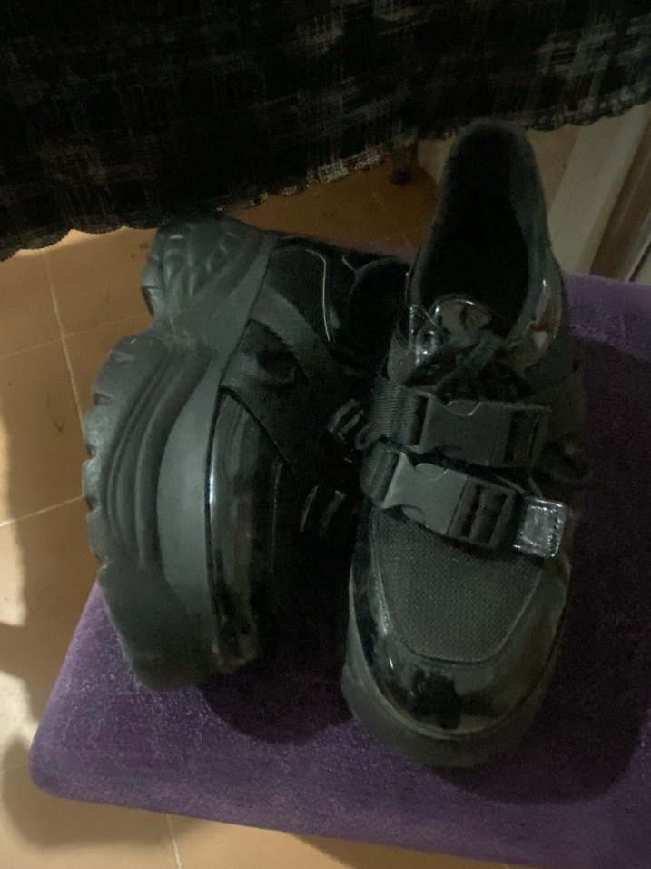 Kadın Siyah Gotik Platformlu Tokalı Spor Ayakkabı - Görsel 3