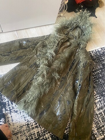 Haki yesil mont kürklü