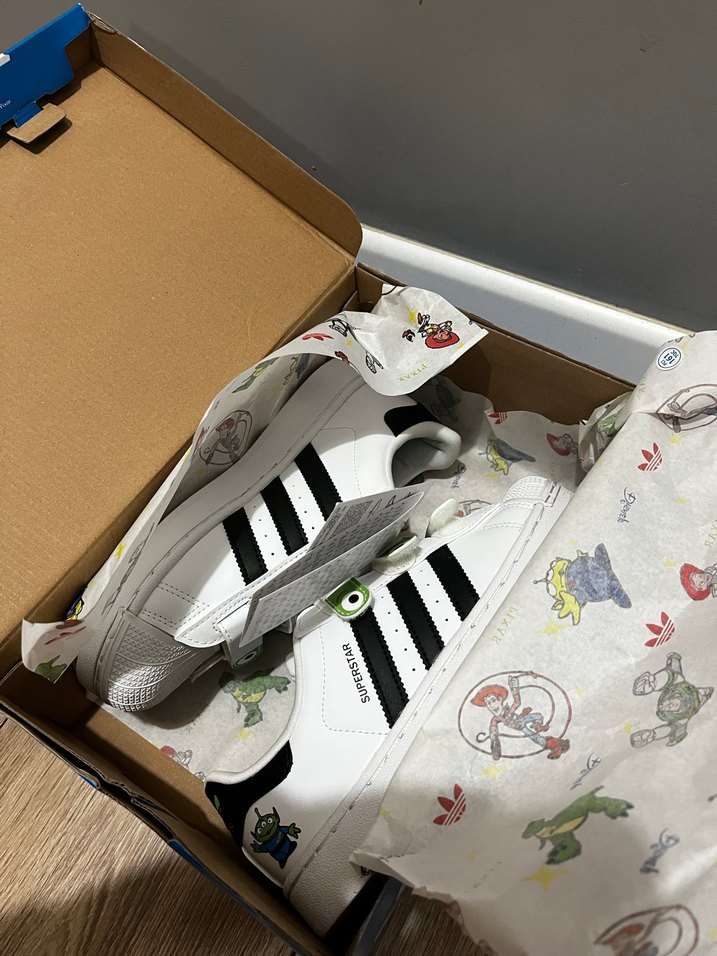 Adidas Disney Pixar Superstar II Beyaz Spor Ayakkabı - Görsel 5