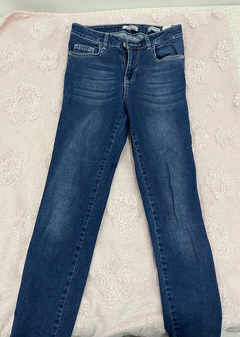 Defacto Koyu Mavi Dar Kesim Denim Jean