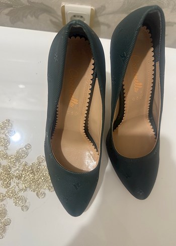 38 Beden siyah Renk Siyah Minimalist Stiletto Topuklu Kadın Ayakkabı