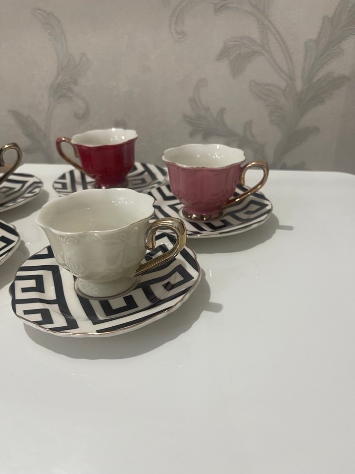 Renkli fincan seti - Görsel 3