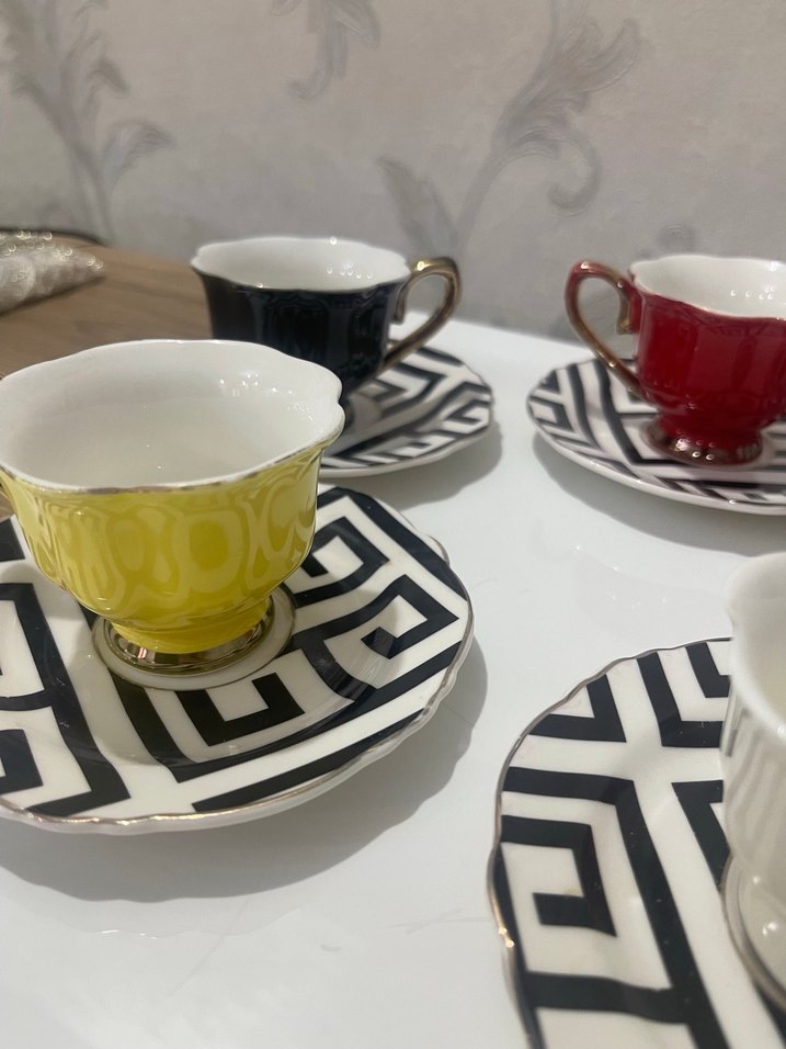 Renkli fincan seti - Görsel 2