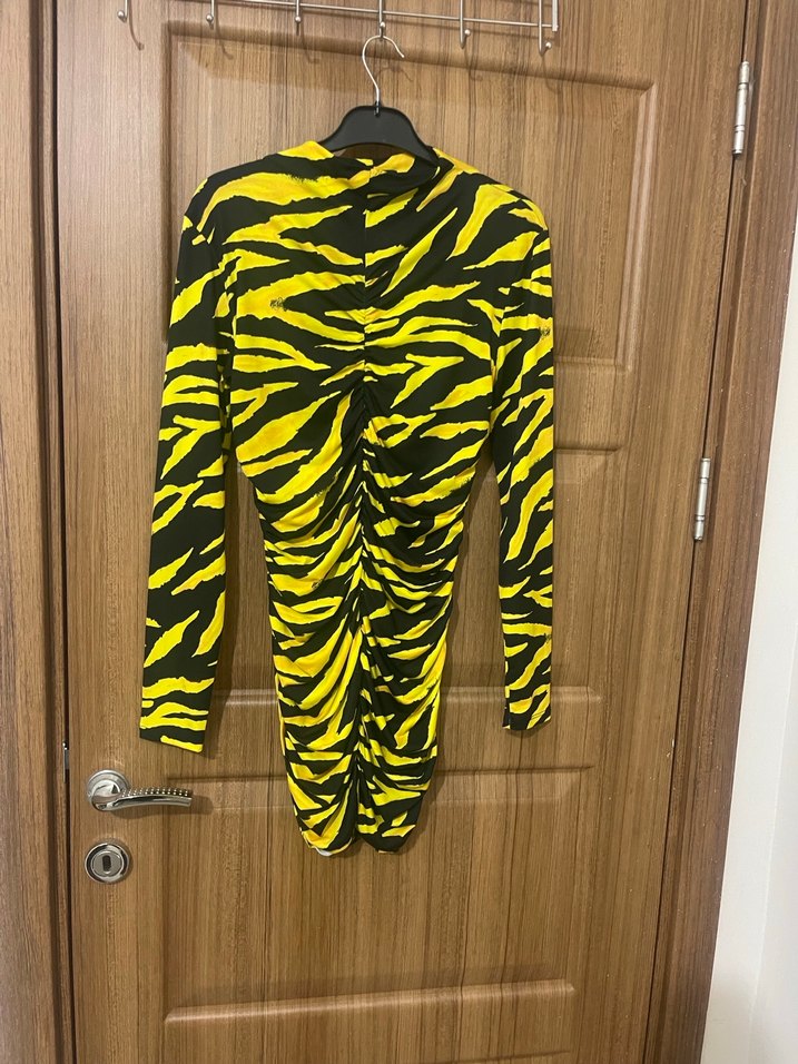 Bershka  elbise - Görsel 2