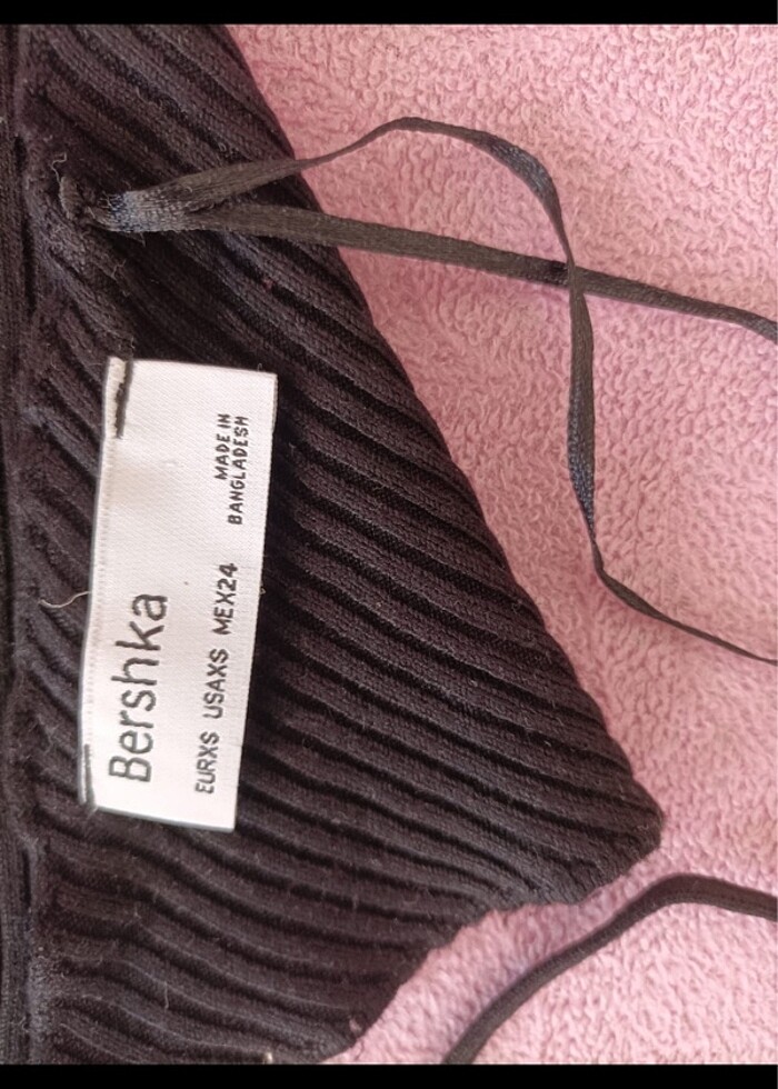 BERSHKA crop - Görsel 3