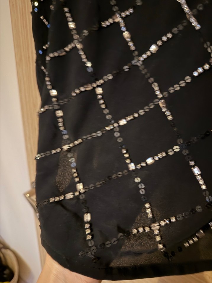 Kadın Siyah Payetli V Yaka Bluz - Görsel 2