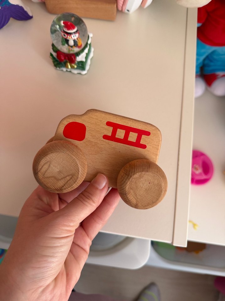 Renkli Ahşap Oyuncak Araba - Görsel 2