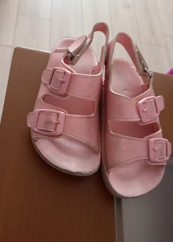 Kız Çocuk Pembe Tokalı Terlik