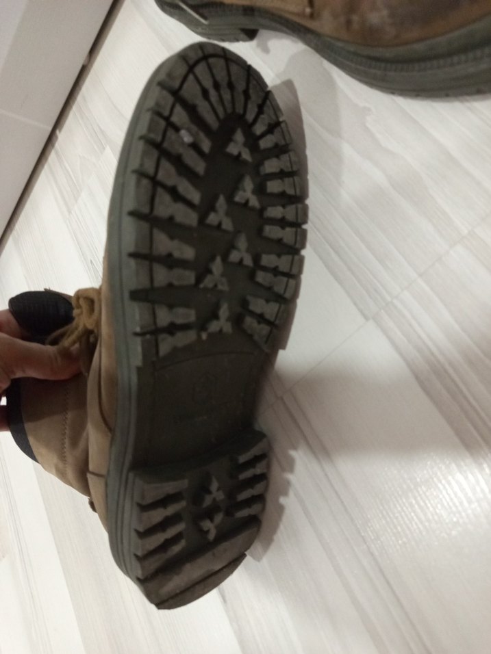 süet yepyeni erkek bot - Görsel 4