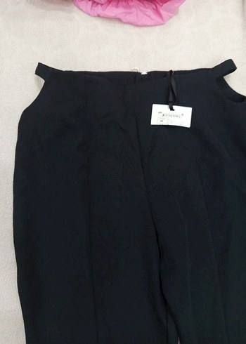 Siyah Pilili Kadın İspanyol Paça Pantolon sıfır - Görsel 2