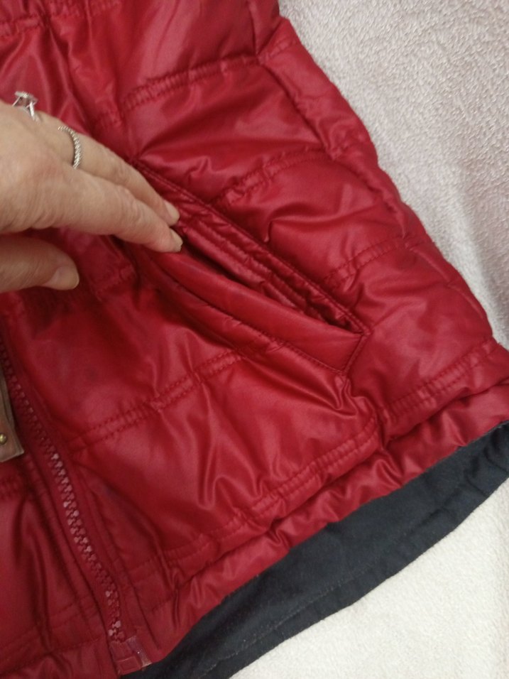 Kırmızı Fermuarlı Kadın Yelek - Görsel 2