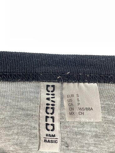 s Beden çeşitli Renk H&M Bluz %70 İndirimli.