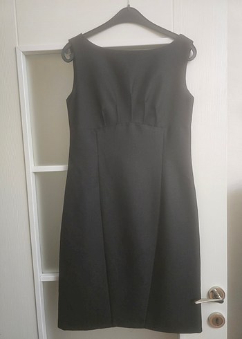 V Yaka Kolsuz Midi Ofis Elbisesi - Görsel 2