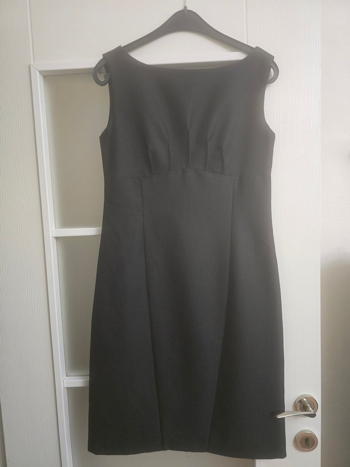 V Yaka Kolsuz Midi Ofis Elbisesi - Görsel 2