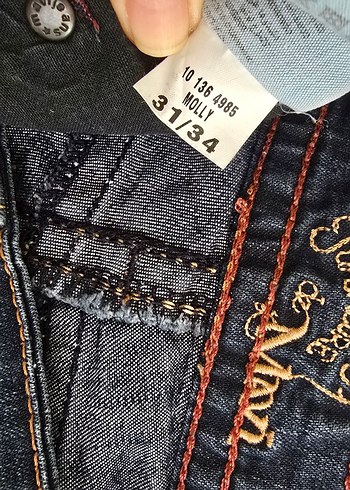 31 Beden Kadın Lacivert Bol Kesim Midi Kot Pantolon