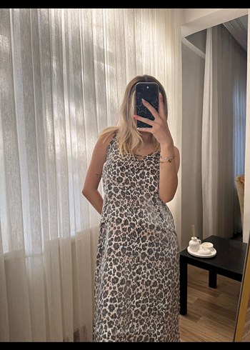 Uzun Leopar Desenli V Yakalı Elbise