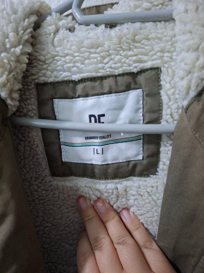 Bej Düğmeli Erkek Mont - Görsel 2