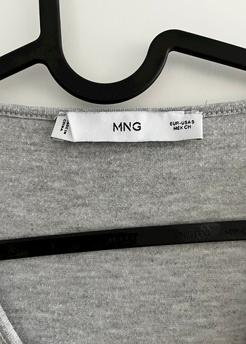 Gri V Yakalı Kadın Crop Top - Görsel 4