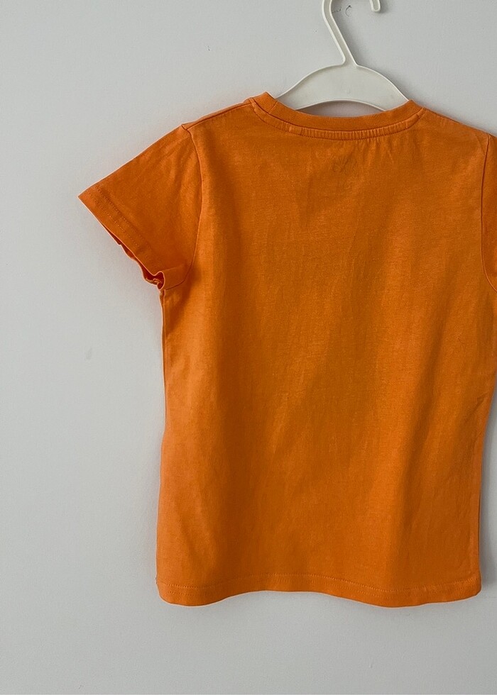 Turuncu tişört - Görsel 2
