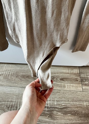 Bej Yüksek Yakalı Triko Kadın Bluz - Görsel 3