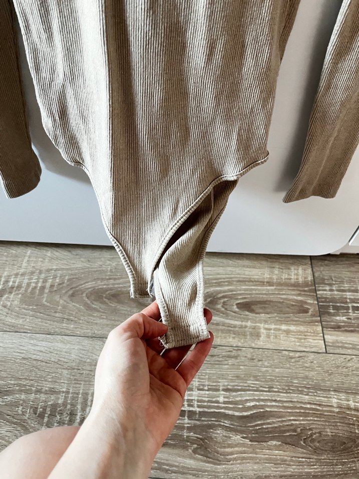 Bej Yüksek Yakalı Triko Kadın Bluz - Görsel 3