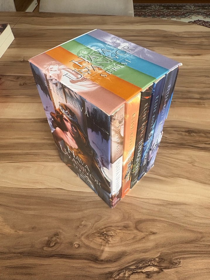 Elise Kova - hava uyanıyor serisi - Görsel 2