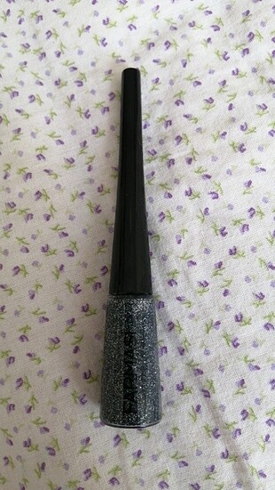 Farmasi Farmasi eyeliner