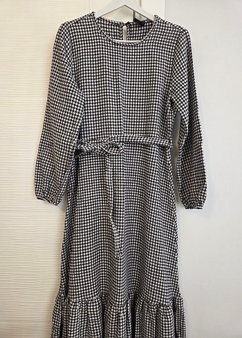 Tesettür kışlık elbise - Görsel 5