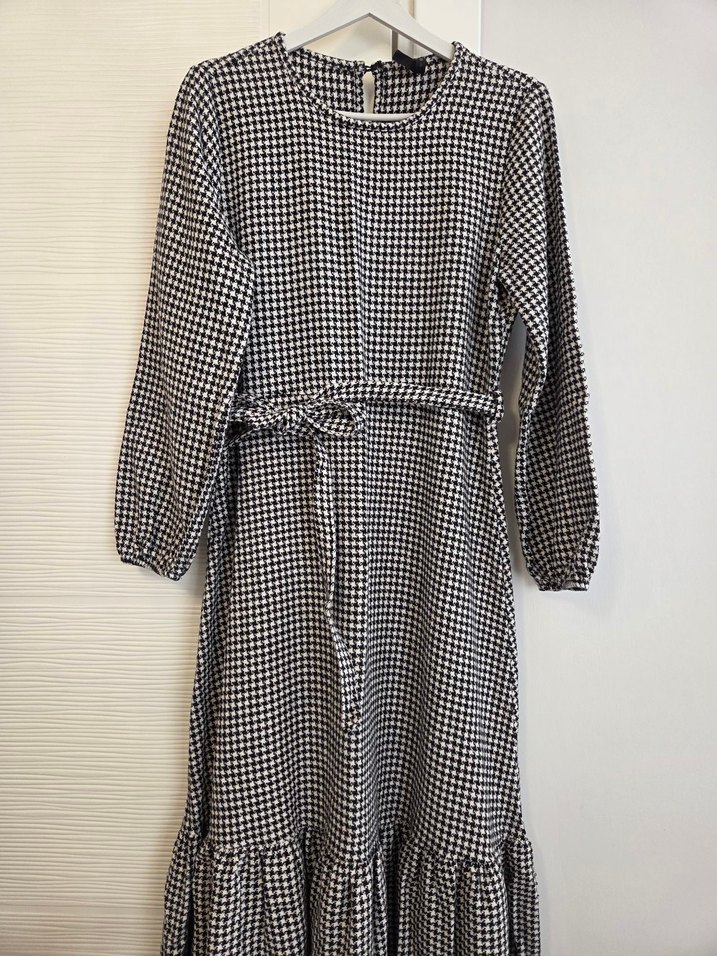 Tesettür kışlık elbise - Görsel 5